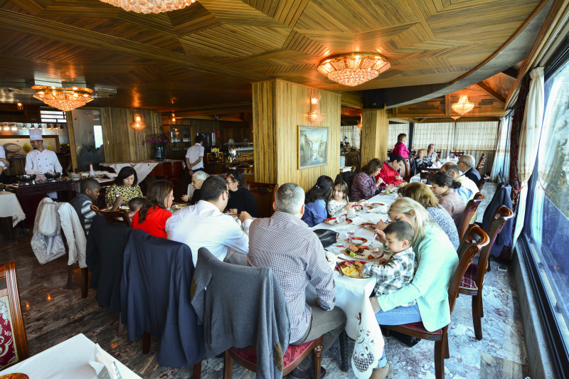Easter Sunday at Bay Lodge